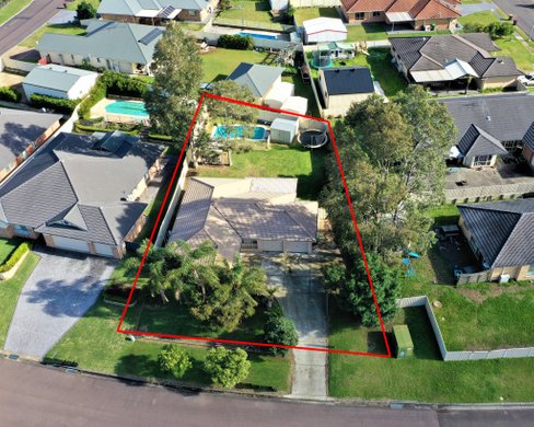 72 Budgeree Drive, ABERGLASSLYN NSW 2320