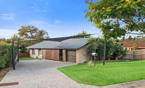 72 Clives Circuit, CURRUMBIN WATERS