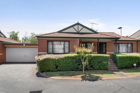 7 2 Daws Road Doncaster East 3109
