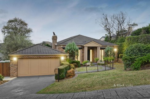 72 Porter Street Eltham 3095