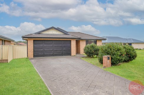 73 Joseph Sheen Drive, RAYMOND TERRACE NSW 2324