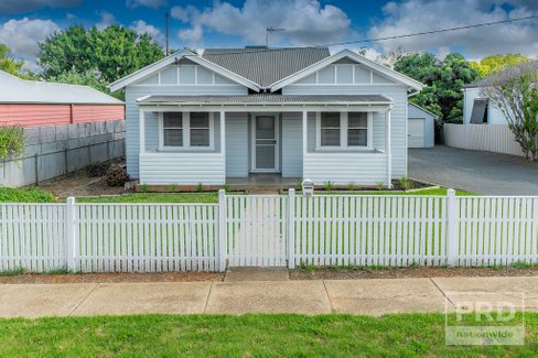 73 Urana Street, TURVEY PARK NSW 2650