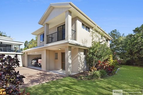 7/33 Harley Street, LABRADOR QLD 4215