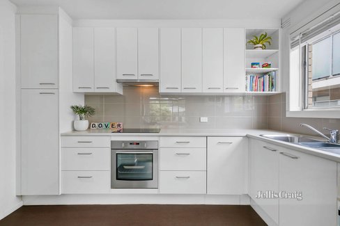 7 39 Dover Street Flemington 3031