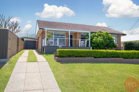74 Flinders Street, EAST MAITLAND NSW 2323