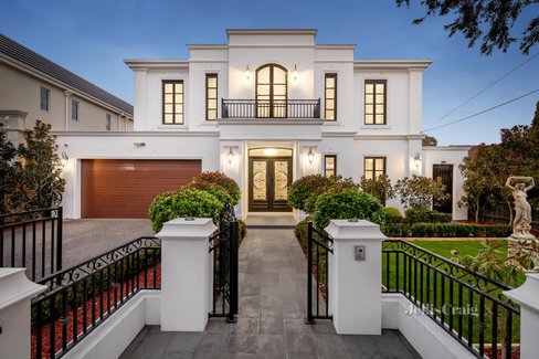74 Guinevere Parade Glen Waverley 3150