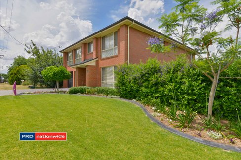 74 Panorama Road, TAMWORTH NSW 2340