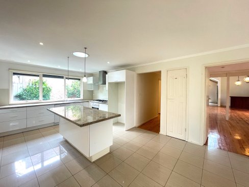 744 Whitehorse Road Mitcham 3132