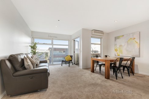 7/442 High Street Northcote 3070