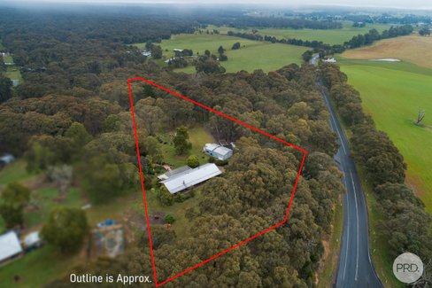 747 Smythesdale-Snake Valley Road, HILLCREST VIC 3351