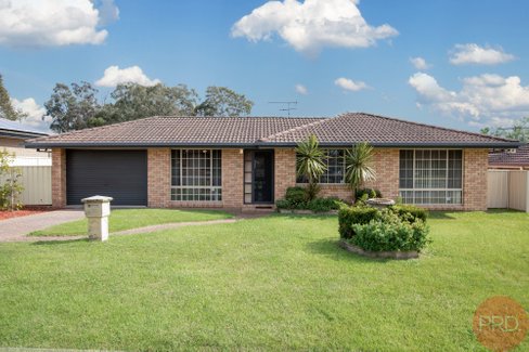 75 Melaleuca Drive, METFORD NSW 2323
