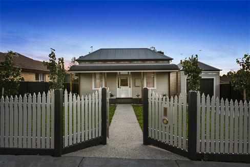 76 Condon Street, KENNINGTON VIC 3550