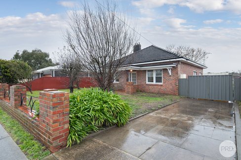 76 Grant Street, SEBASTOPOL