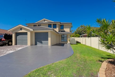 76a Tomaree Road, SHOAL BAY NSW 2315