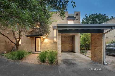 7 8-12 Weir Street Balwyn 3103