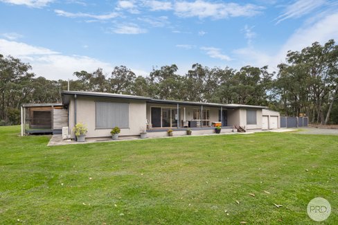79 Andrew Drive, HADDON VIC 3351