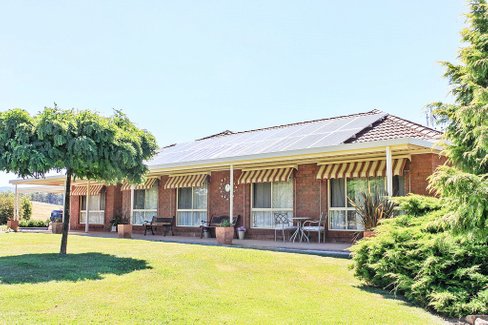 79 Camden Park Road, TUMBARUMBA NSW 2653