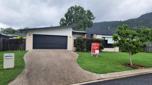 79 Macarthur Drive, CANNONVALE QLD 4802