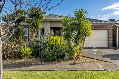 79 Manuka Grove Wyndham Vale 3024