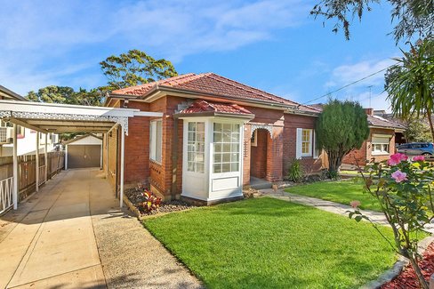 79 Ponyara Road, BEVERLY HILLS NSW 2209