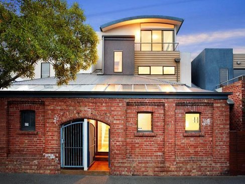 7 97 Cruikshank Street Port Melbourne 3207