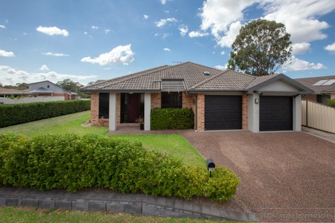 79A Ferraby Drive, METFORD NSW 2323