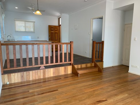 7B Eshelby Drive, CANNONVALE QLD 4802