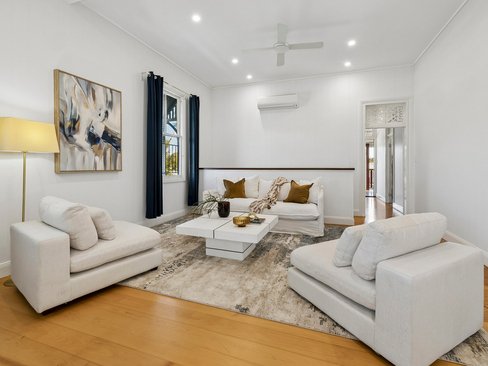 8 Anne Street, CHINDERAH NSW 2487
