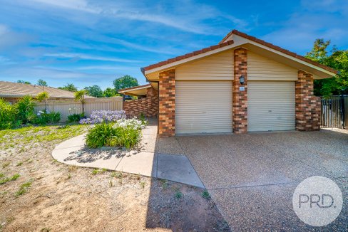 8 Atkins Place, ESTELLA NSW 2650