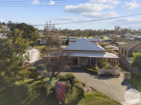 8 Austins Ferry Road, AUSTINS FERRY TAS 7011