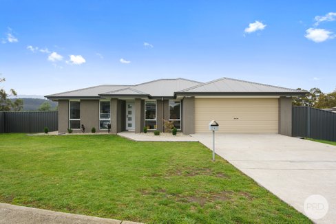 8 Avalon Court, MARGATE TAS 7054