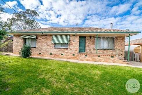 8 Banner, FOREST HILL NSW 2651