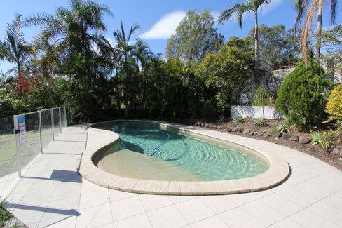 8 Benalla Court, PARKWOOD QLD 4214