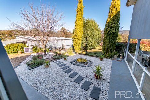 8 Bundara Crescent, TUMUT NSW 2720
