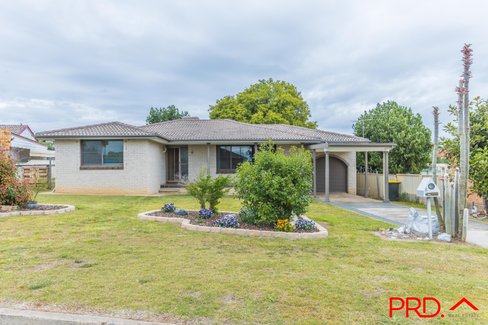8 Dandaloo Street, TAMWORTH NSW 2340