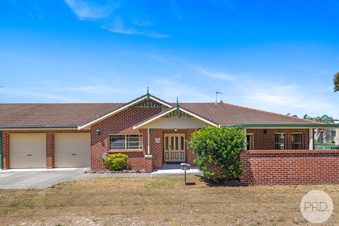 8 Fingal Street, NELSON BAY NSW 2315