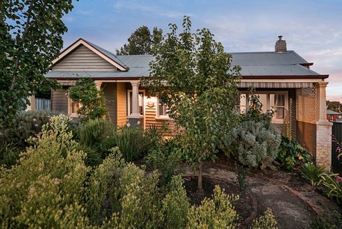 8 Flood Street, BENDIGO VIC 3550