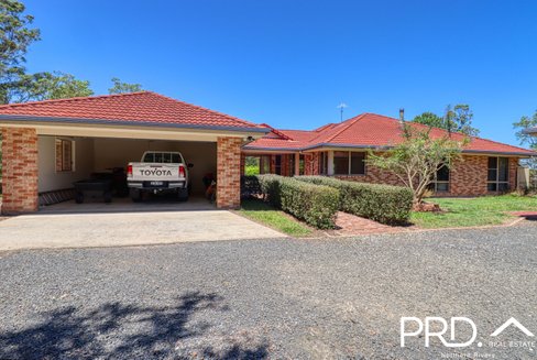 8 Forest Grove Road, FAIRY HILL NSW 2470