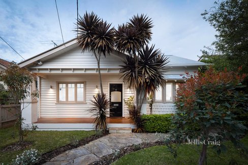 8 Glanfield Street Northcote 3070