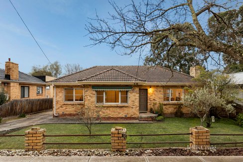 8 Gunyah Road Blackburn North 3130