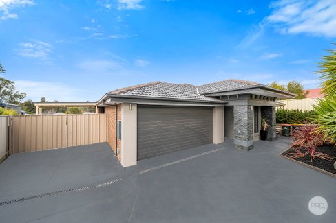 8 Harold Court, WHITE HILLS VIC 3550