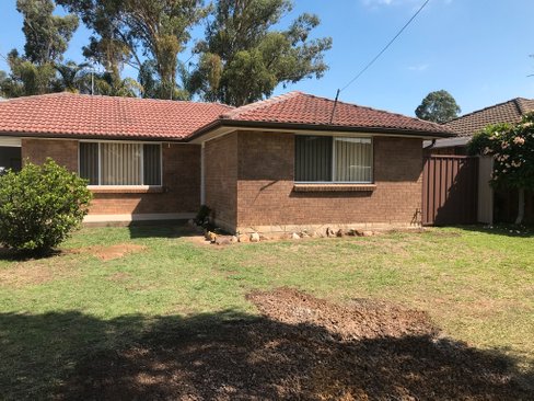 8 Heavey Street, WERRINGTON NSW 2747