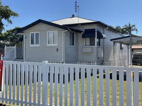 8 Hibiscus Street, URANGAN QLD 4655