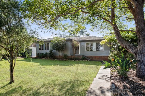 8 Howard Close, THORNTON NSW 2322