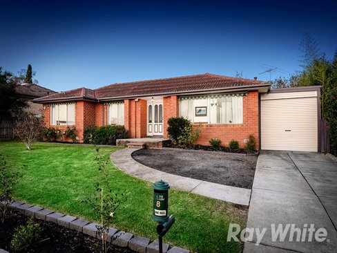 8 Huxley Avenue Mulgrave 3170
