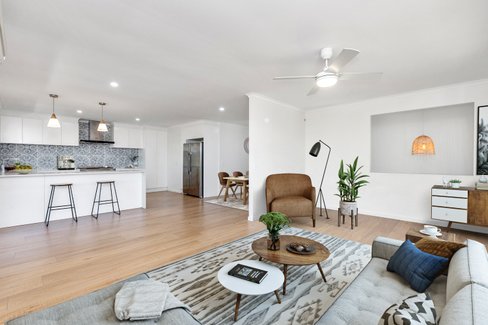 8 Inverness Court, BANORA POINT NSW 2486