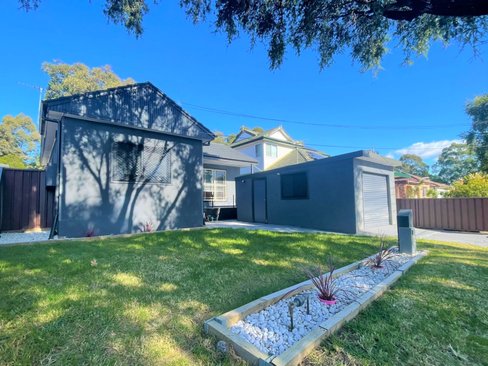 8 Iris Avenue, RIVERWOOD NSW 2210