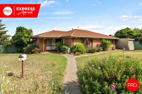 8 Jeffrey Avenue, FLORA HILL VIC 3550