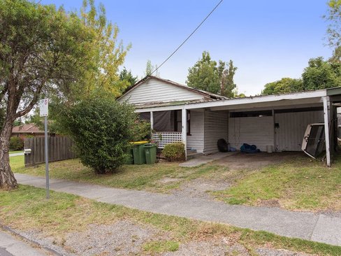 8 John Street Lilydale 3140