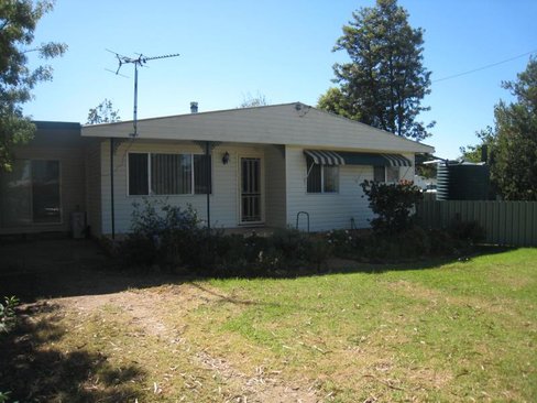 8 Kimo Street, TAMWORTH NSW 2340